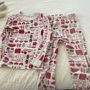 Hanna Andersson Christmas pajamas size 5
